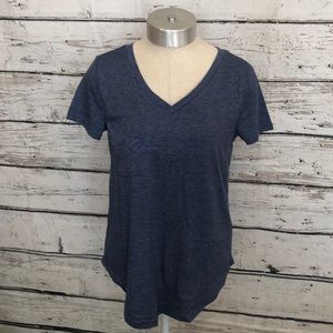NWT Dearcase Short Sleeve Tee V Neck